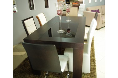 Dining table Pista