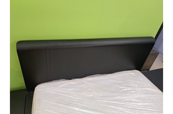 Bedroom Zurich offer