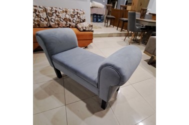 Petalo Stool