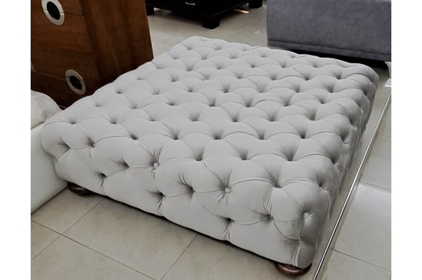 Clasiko coffee table