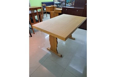 Lori kitchen table. Nena chair