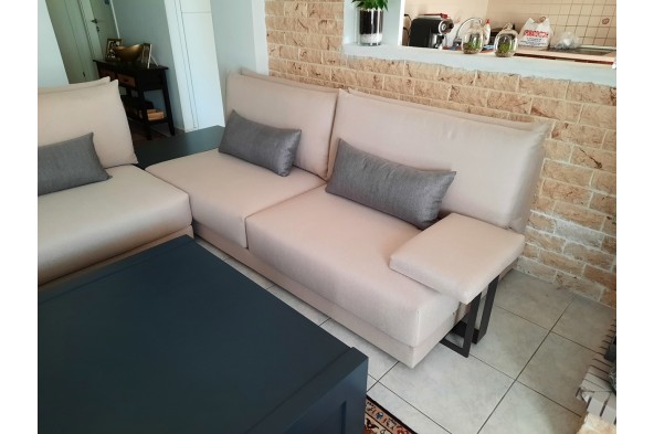 Σαλόνι Γωνία Ανατολή