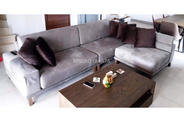 Base corner sofa