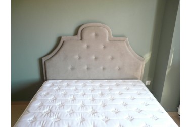 Bed dressed Anaktoro