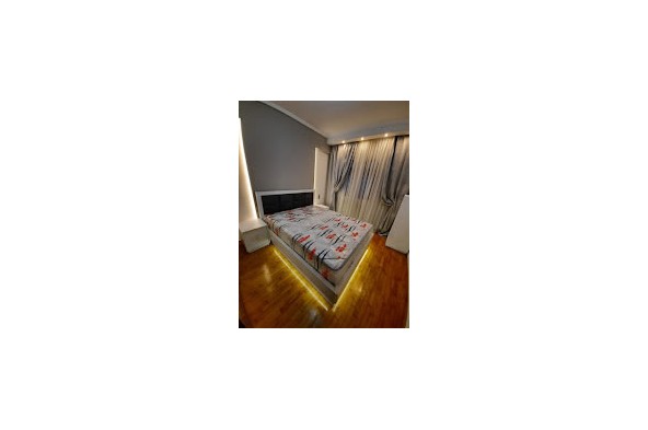 Lia bedroom