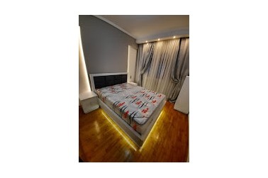 Lia bedroom
