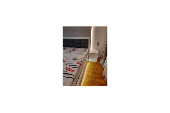 Lia bedroom