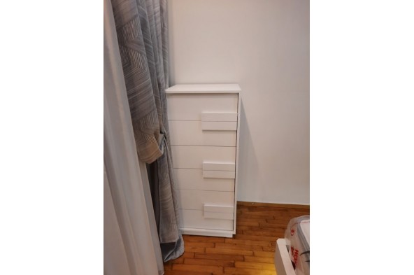 Lia bedroom