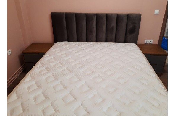 Rania bedroom