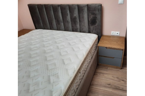 Rania bedroom