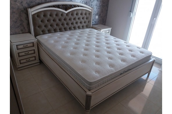 Stepsi Bedroom
