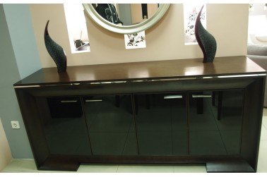 Bull sideboard