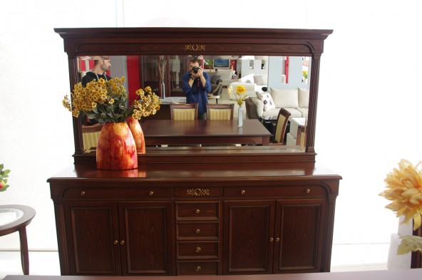 Victoria sideboard