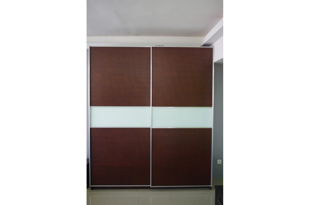 Vera wardrobe