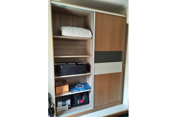 Wardrobe Limnos