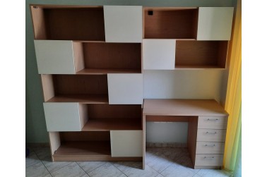 Εφηβική βιβλιοθήκη Φιλιώ