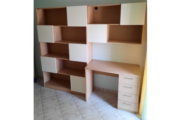 Εφηβική βιβλιοθήκη Φιλιώ