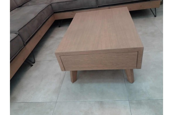 Legen coffee table